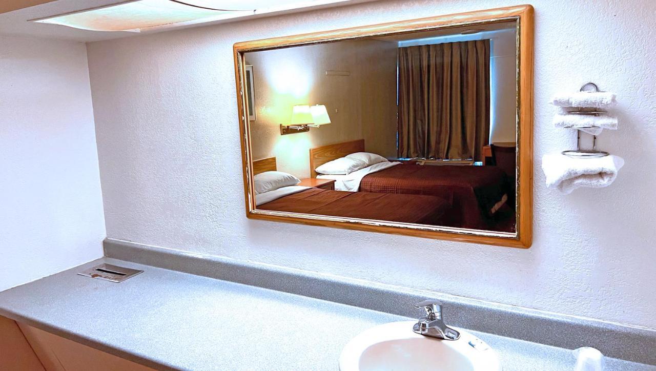 Thunderbird Motel Hillsboro Dış mekan fotoğraf