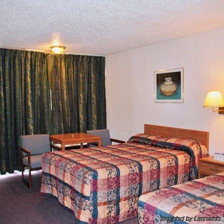 Thunderbird Motel Hillsboro Oda fotoğraf
