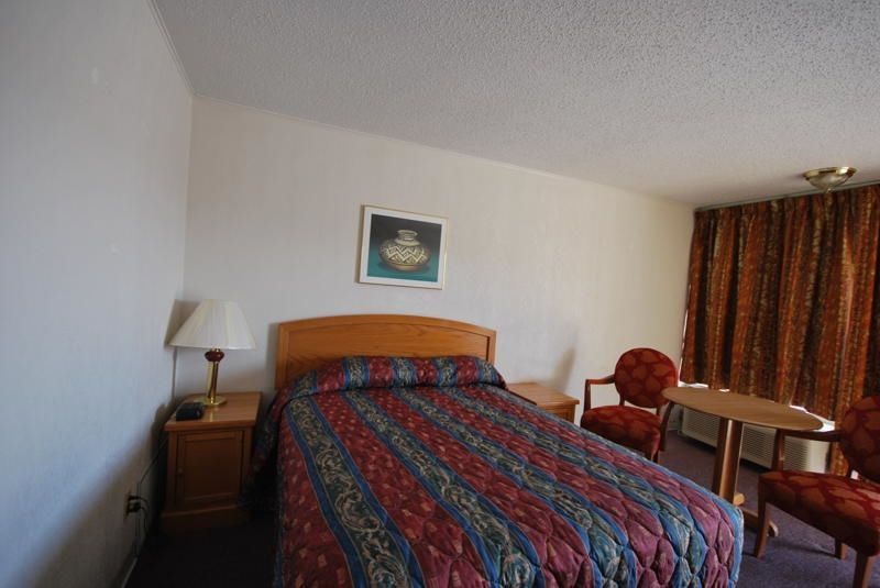Thunderbird Motel Hillsboro Oda fotoğraf