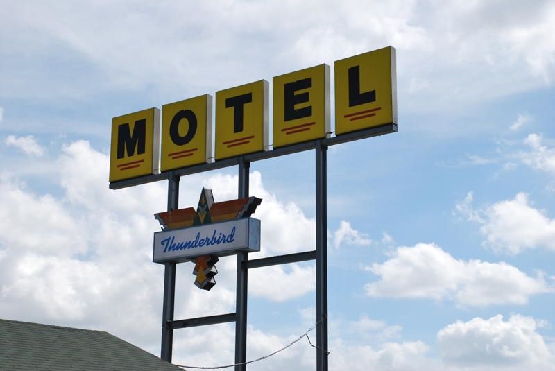 Thunderbird Motel Hillsboro Dış mekan fotoğraf